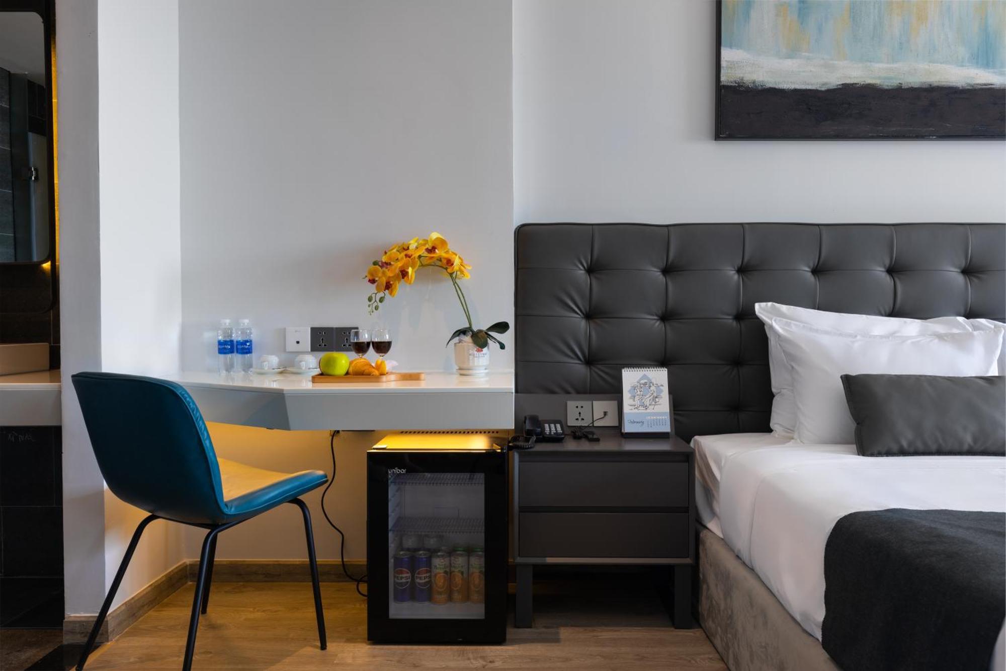 Jbay Beachfront Boutique Hotel Da Nang Exteriör bild